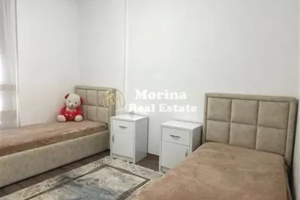 Shtepi ne shitje Apartament ne Tirane, 2+1, Mobilimi E mobiluar, Pagesa 180,000  Euro.