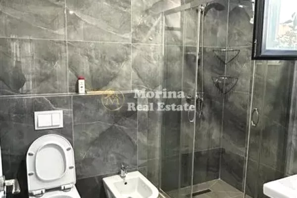 Shtepi ne shitje Apartament ne Tirane, 2+1, Mobilimi E mobiluar, Pagesa 180,000  Euro.