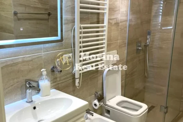 Shtepi me qera Vila Luksoze ne Tirane, 2+1, Mobilimi E mobiluar, Pagesa 500  Euro.