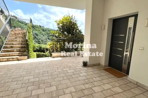 Shtepi me qera Vila Luksoze ne Tirane, 2+1, Mobilimi E mobiluar, Pagesa 500  Euro.