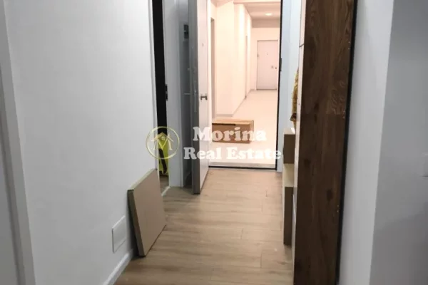 Shtepi me qera Apartament ne Tirane, 2+1, Mobilimi Pjeserisht e mobiluar, Pagesa 550  Euro.