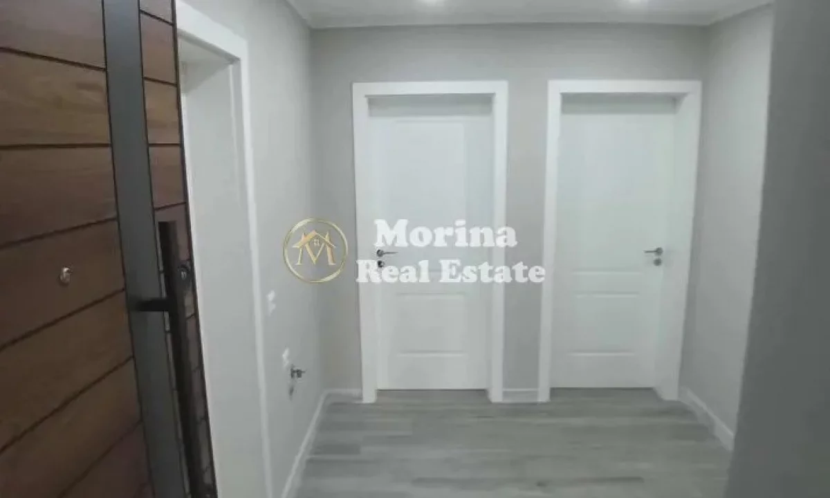 Shtepi ne shitje Apartament ne Tirane, 2+1, Mobilimi E mobiluar, Pagesa 160,000  Euro.