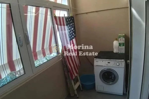 Shtepi ne shitje Apartament ne Tirane, 2+1, Mobilimi E mobiluar, Pagesa 160,000  Euro.