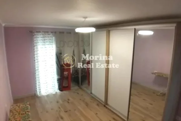 Shtepi ne shitje Apartament ne Tirane, 2+1, Mobilimi E mobiluar, Pagesa 160,000  Euro.