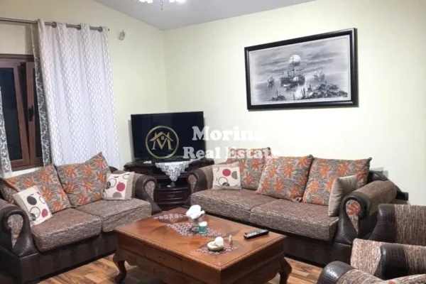 Shtepi me qera Shtepi Private ne Tirane, 1+1, Mobilimi E mobiluar, Pagesa 430  Euro.