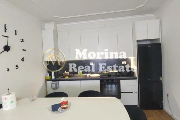 Shtepi ne shitje Apartament ne Tirane, 2+1, Mobilimi E mobiluar, Pagesa 150,000  Euro.