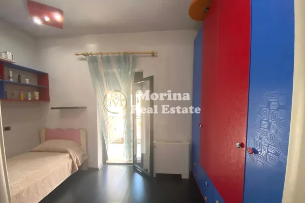 Shtepi ne shitje Apartament ne Tirane, 2+1, Mobilimi E mobiluar, Pagesa 168,000  Euro.