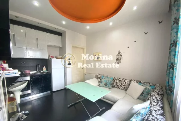 Shtepi ne shitje Apartament ne Tirane, 2+1, Mobilimi E mobiluar, Pagesa 168,000  Euro.