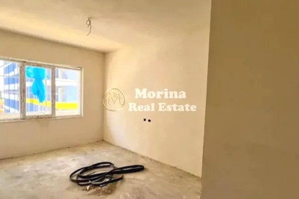 Shtepi ne shitje Apartament ne Tirane, 2+1, Mobilimi Bosh, pa mobiluar, Pagesa 120,000  Euro.