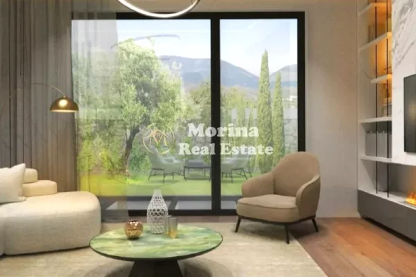 Shtepi ne shitje Vila Luksoze ne Tirane, 3+1, Mobilimi Bosh, pa mobiluar, Pagesa 383,000  Euro.