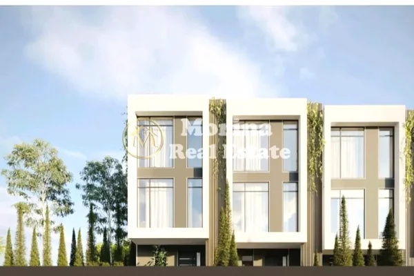 Shtepi ne shitje Vila Luksoze ne Tirane, 3+1, Mobilimi Bosh, pa mobiluar, Pagesa 383,000  Euro.