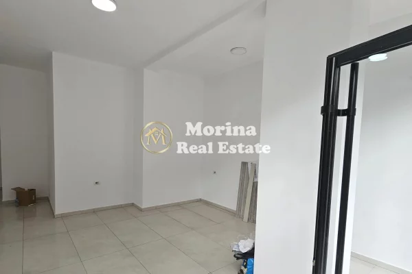 Business Property for Rent 3+1 in Tirana - 550 Euro