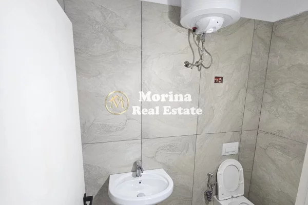 Business Property for Rent 3+1 in Tirana - 550 Euro