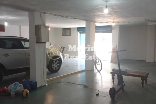 Qera, Magazine, Kamez, 9000 Euro/ Muaj