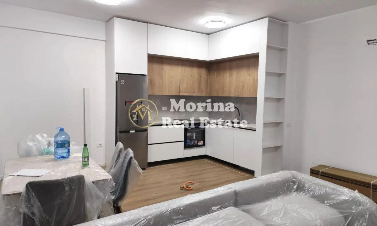 Shtepi me qera Apartament ne Tirane, 2+1, Mobilimi E mobiluar, Pagesa 550  Euro.