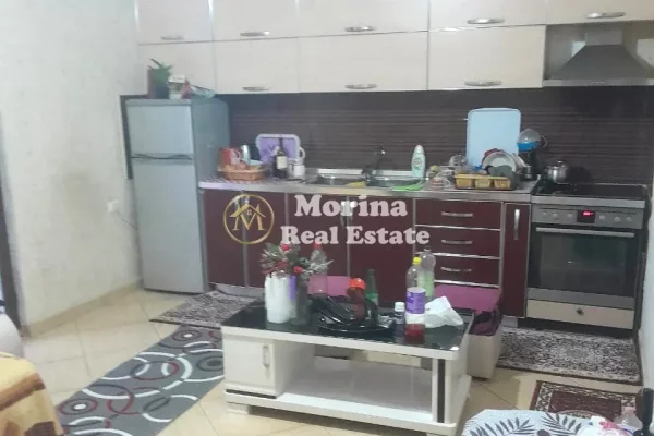 Shtepi ne shitje Shtepi Private ne Tirane, 3+1, Mobilimi Bosh, pa mobiluar, Pagesa 197,000  Euro.