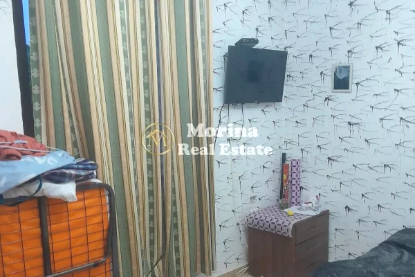 Shtepi ne shitje Shtepi Private ne Tirane, 3+1, Mobilimi Bosh, pa mobiluar, Pagesa 197,000  Euro.