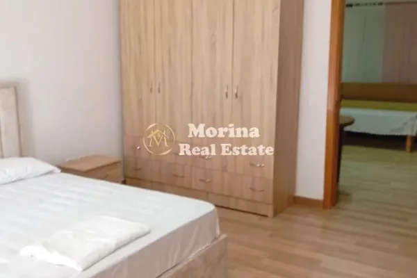 Shtepi me qera Shtepi Private ne Tirane, 2+1, Mobilimi E mobiluar, Pagesa 400  Euro.