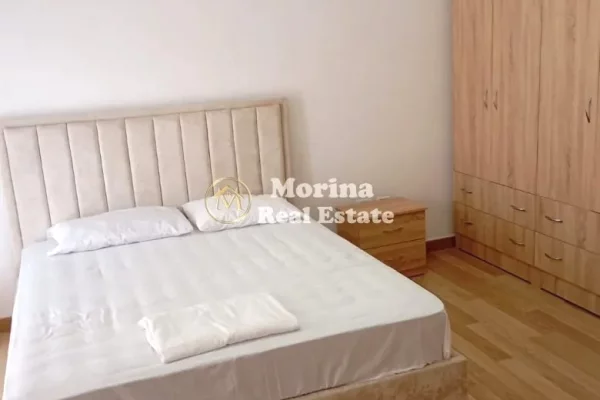 Shtepi me qera Shtepi Private ne Tirane, 2+1, Mobilimi E mobiluar, Pagesa 400  Euro.