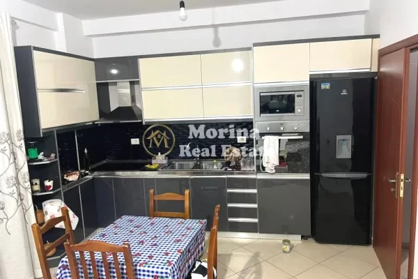 Shtepi me qera Apartament ne Tirane, 1+1, Mobilimi E mobiluar, Pagesa 400  Euro.