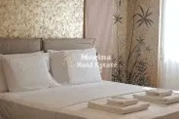 Ambiente Commerciale in Vendita 5+1 a Valona - 3,000,000 Euro