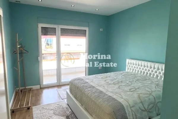 Shtepi me qera Apartament ne Tirane, 2+1, Mobilimi E mobiluar, Pagesa 550  Euro.