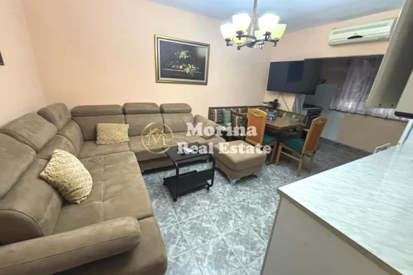 Shtepi me qera Apartament ne Tirane, 2+1, Mobilimi E mobiluar, Pagesa 550  Euro.