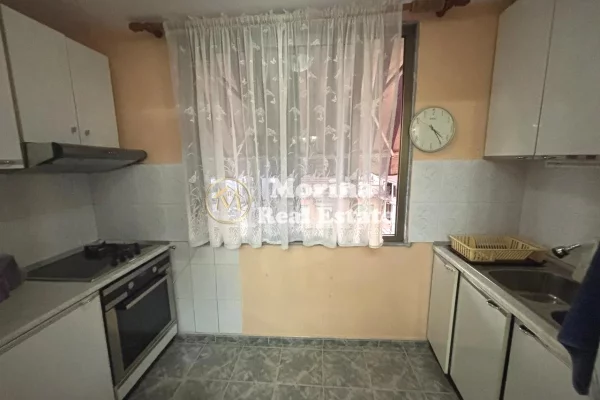 Shtepi me qera Apartament ne Tirane, 2+1, Mobilimi E mobiluar, Pagesa 550  Euro.