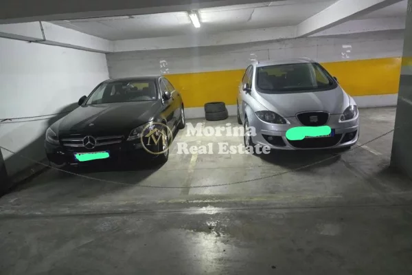 Business Property in Sale 4+1 in Tirana - 19,000 Euro