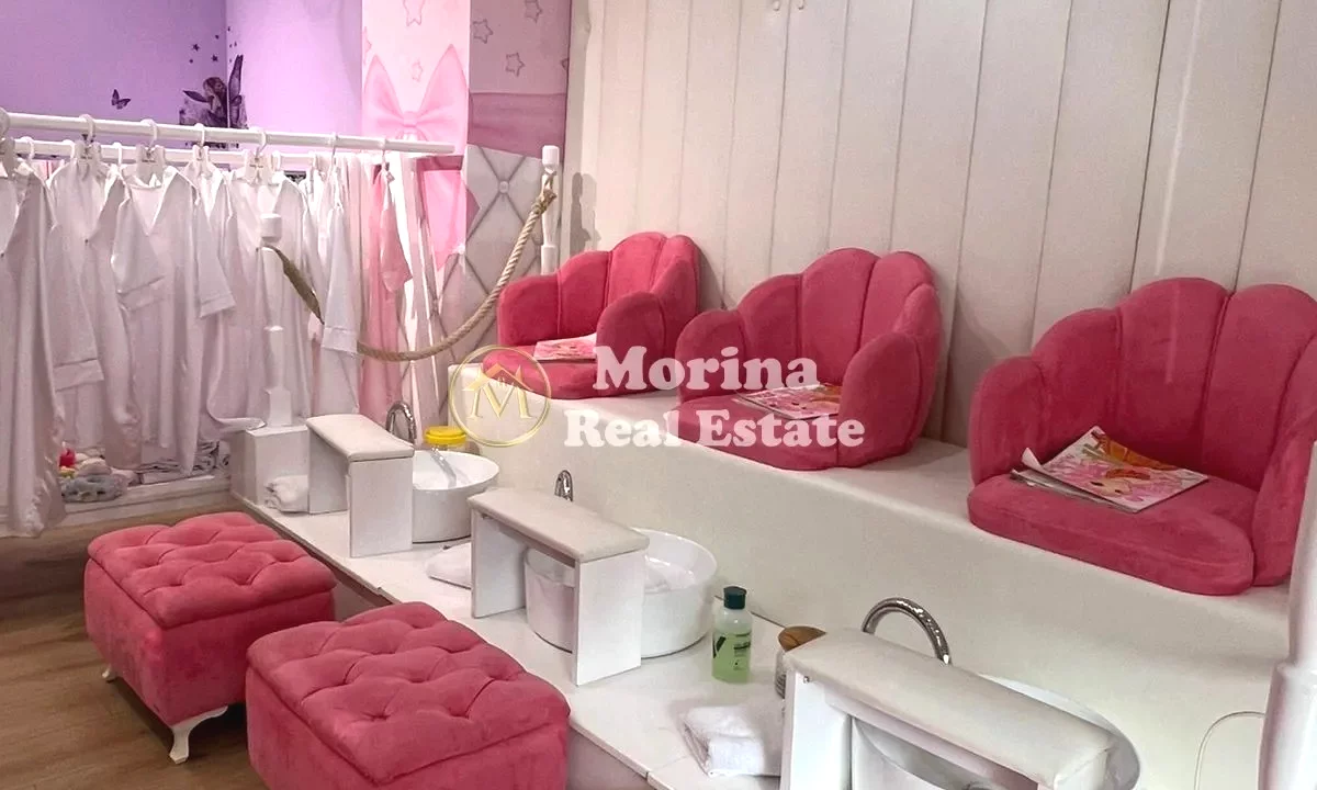 Shitet, Biznesi, Rruga Kavajes, 20.000 Euro