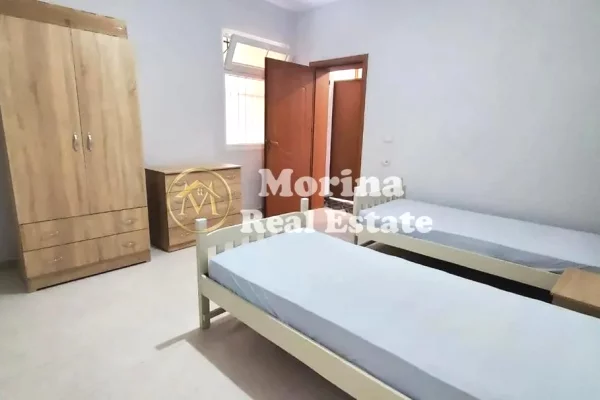 Shtepi me qera Shtepi Private ne Tirane, 1+1, Mobilimi E mobiluar, Pagesa 370  Euro.