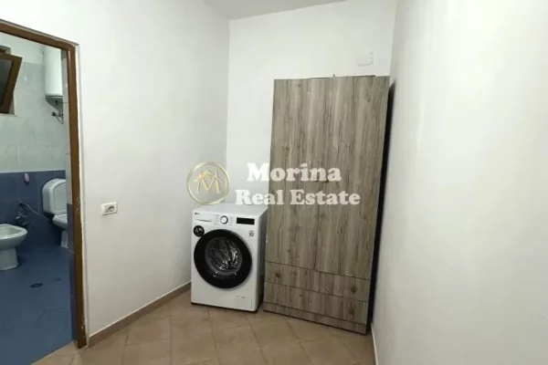 Shtepi me qera Shtepi Private ne Tirane, 1+1, Mobilimi E mobiluar, Pagesa 400  Euro.