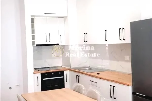 Shtepi me qera Apartament ne Tirane, 1+1, Mobilimi E mobiluar, Pagesa 450  Euro.
