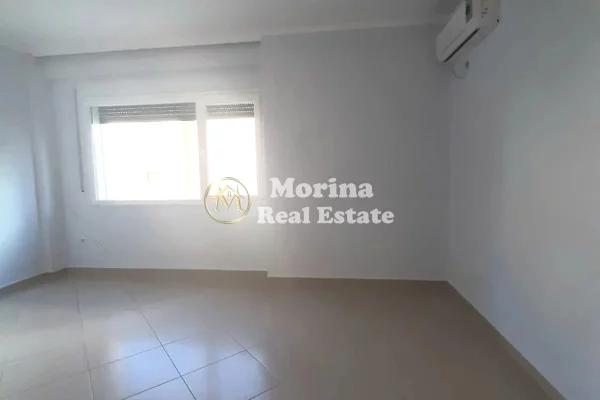 Business Property for Rent 3+1 in Tirana - 800 Euro