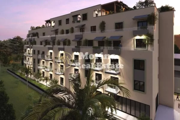 Shtepi ne shitje Apartament ne Durres, Garsoniere, Mobilimi Bosh, pa mobiluar, Pagesa 56,304  Euro.