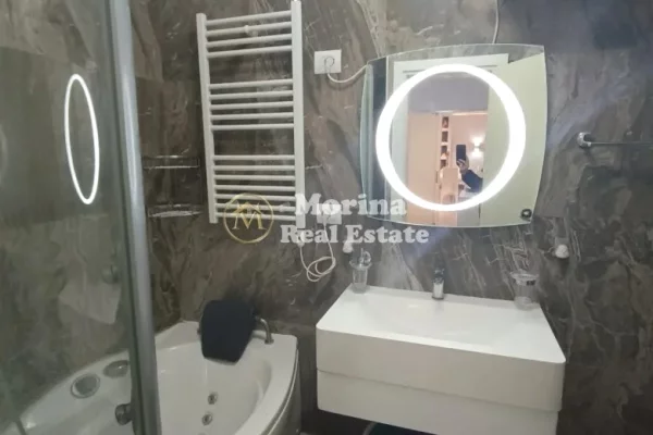 Shtepi me qera Apartament ne Tirane, 2+1, Mobilimi E mobiluar, Pagesa 900  Euro.