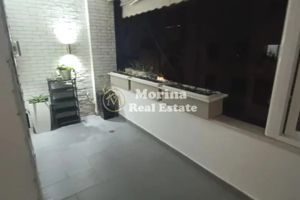 Shtepi me qera Apartament ne Tirane, 2+1, Mobilimi E mobiluar, Pagesa 900  Euro.