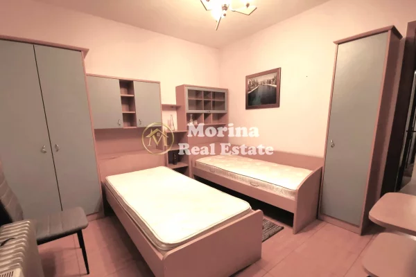 Shtepi me qera Apartament ne Tirane, 2+1, Mobilimi E mobiluar, Pagesa 900  Euro.