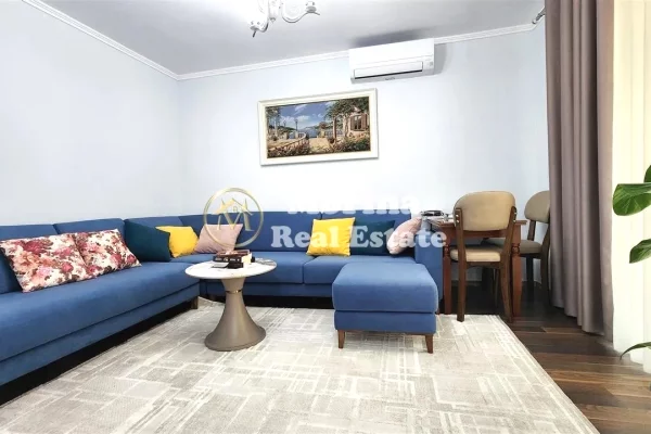 Shtepi me qera Apartament ne Tirane, 1+1, Mobilimi E mobiluar, Pagesa 500  Euro.