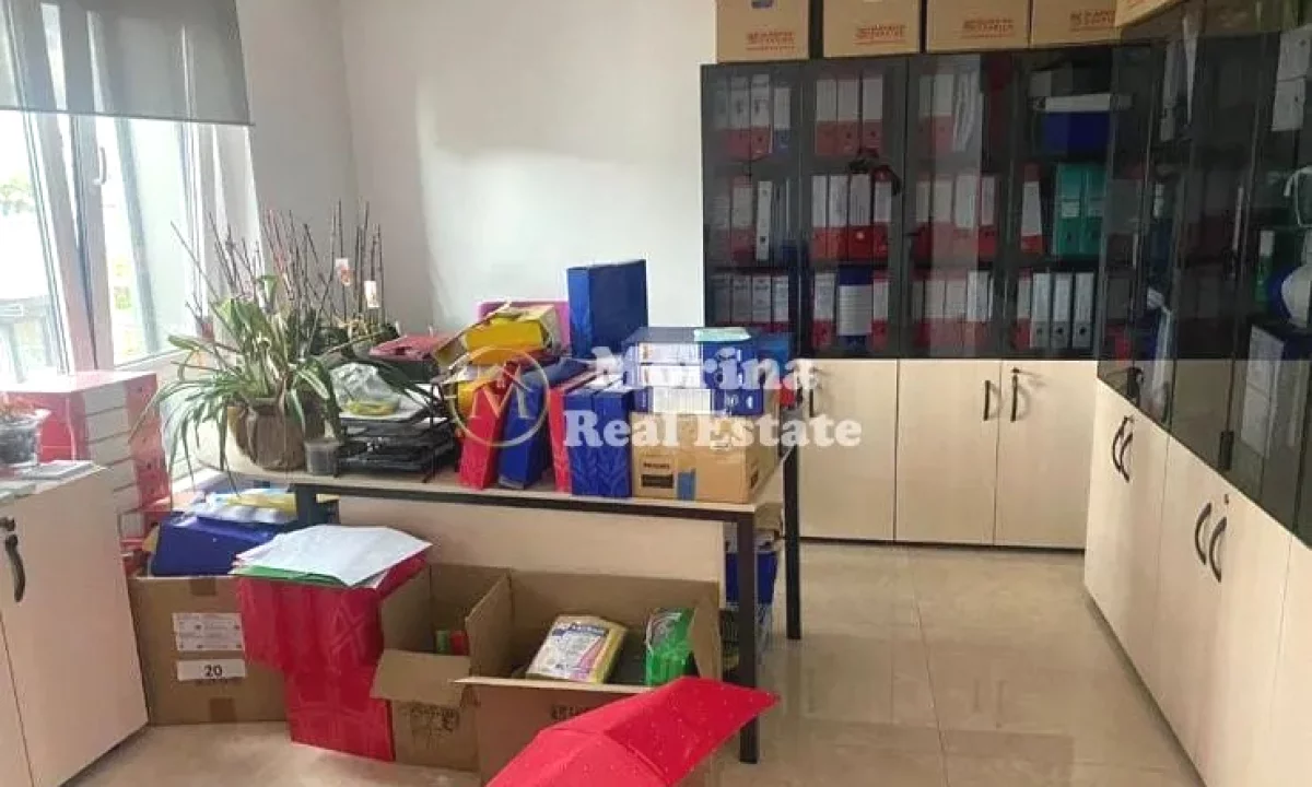 Qera, Ambient Biznesi , Myslym Shyri, 1400 Euro/Muaj