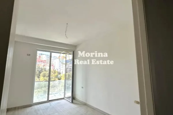Shtepi ne shitje Apartament ne Tirane, 2+1, Mobilimi Bosh, pa mobiluar, Pagesa 238,000  Euro.