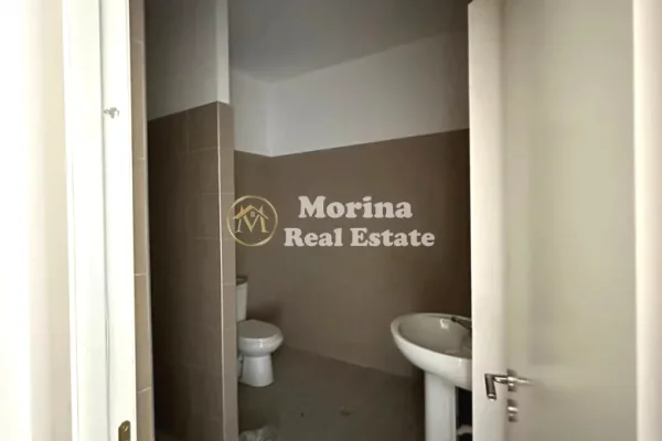 Shtepi ne shitje Apartament ne Tirane, 2+1, Mobilimi Bosh, pa mobiluar, Pagesa 238,000  Euro.