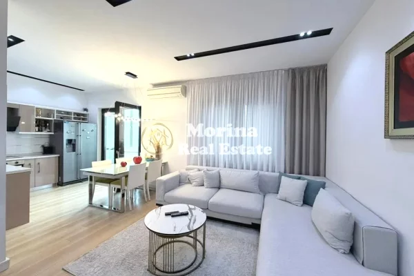 Appartamento in vendita a Tirana 3+1, Arredato