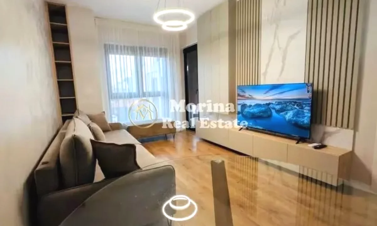 Shtepi me qera Apartament ne Tirane, 2+1, Mobilimi E mobiluar, Pagesa 900  Euro.