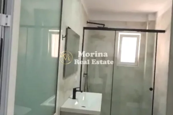 Shtepi ne shitje Apartament ne Tirane, 3+1, Mobilimi Bosh, pa mobiluar, Pagesa 204,000  Euro.