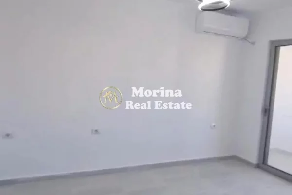 Shtepi ne shitje Apartament ne Tirane, 3+1, Mobilimi Bosh, pa mobiluar, Pagesa 204,000  Euro.