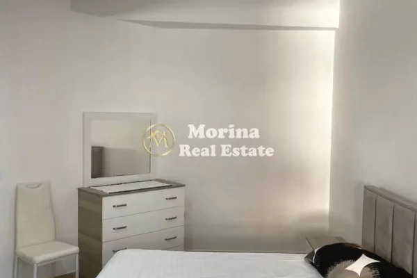 Shtepi me qera Apartament ne Tirane, 1+1, Mobilimi E mobiluar, Pagesa 550  Euro.