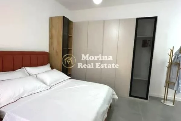 Shtepi ne shitje Vila Luksoze ne Durres, 5+1, Mobilimi E mobiluar, Pagesa 550,000  Euro.