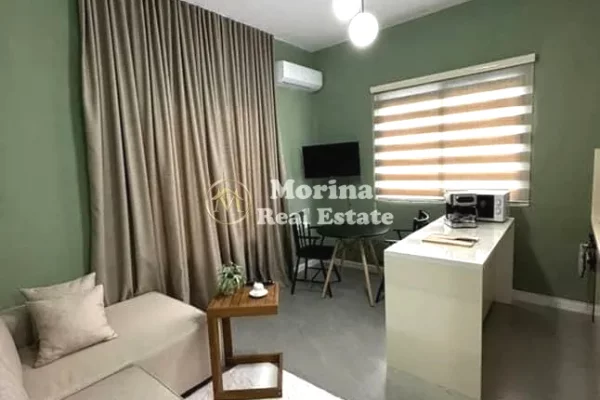 Shtepi ne shitje Vila Luksoze ne Durres, 5+1, Mobilimi E mobiluar, Pagesa 550,000  Euro.