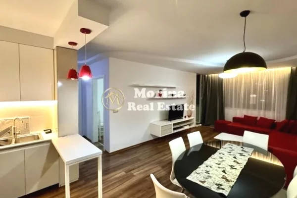 Shtepi me qera Apartament ne Tirane, 1+1, Mobilimi E mobiluar, Pagesa 700  Euro.